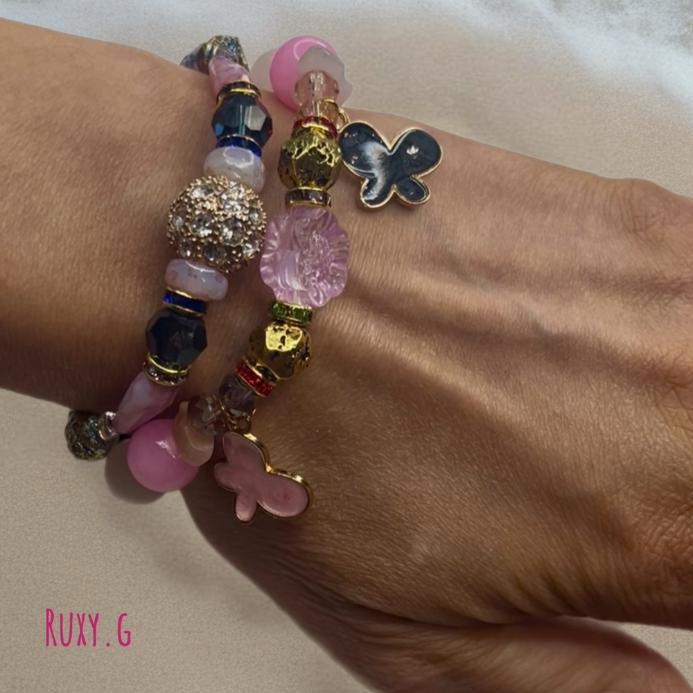 Multicolor Beaded Bracelet Set with butterfly  🦋 Charms - Grey & Pink